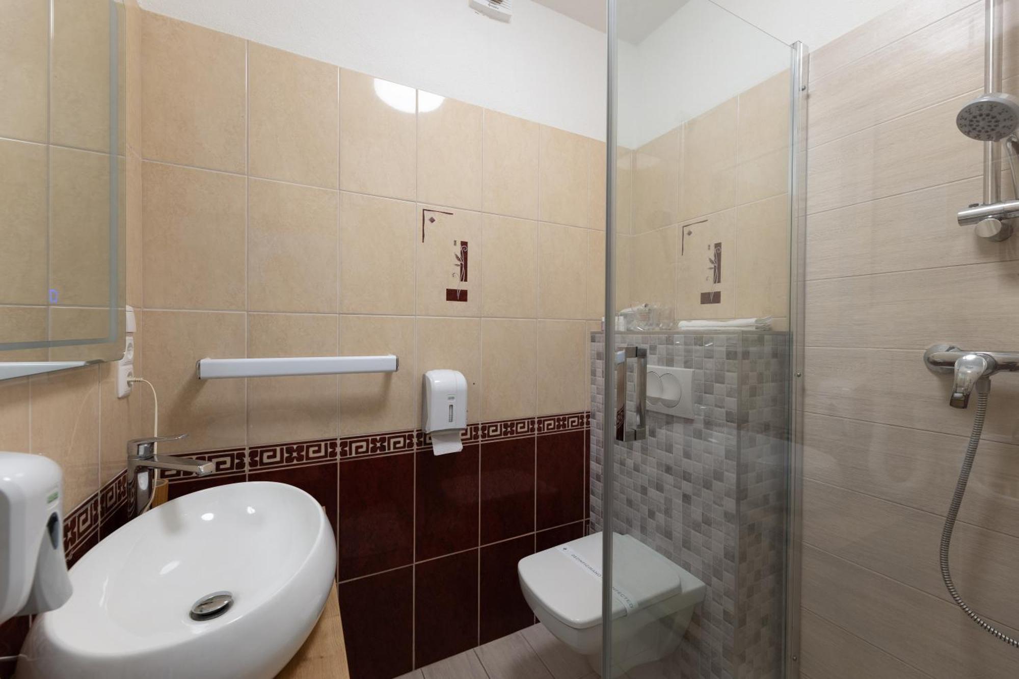 Villa Okruk-10 Meters Away From The Beach โอครูกกอร์นญี ภายนอก รูปภาพ