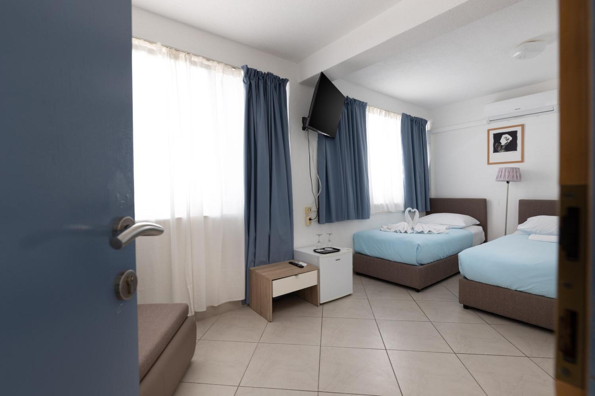 Villa Okruk-10 Meters Away From The Beach โอครูกกอร์นญี ภายนอก รูปภาพ